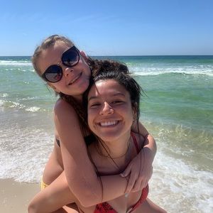 Meet your Posher, Carley